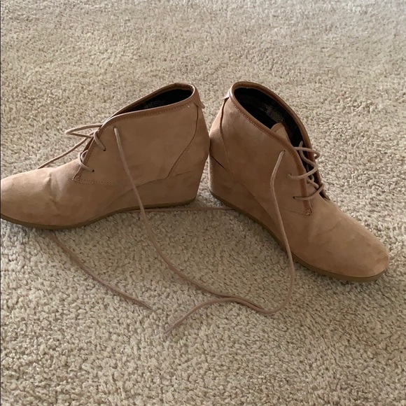 Booties - Picture 3 of 4